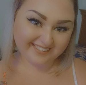 Meet your Posher, Adrianamary